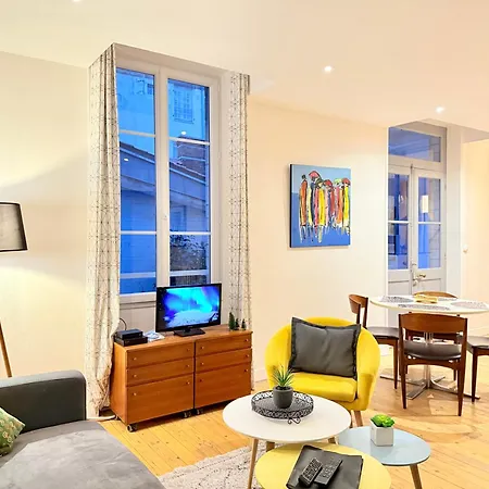 Apartmán Sejour Premium T3 Hypercentre, Terrasse, Wifi Style T3 Center Terrace Wifi *
